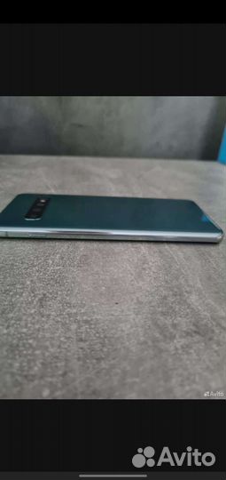 Продам (обмен) Samsung s10