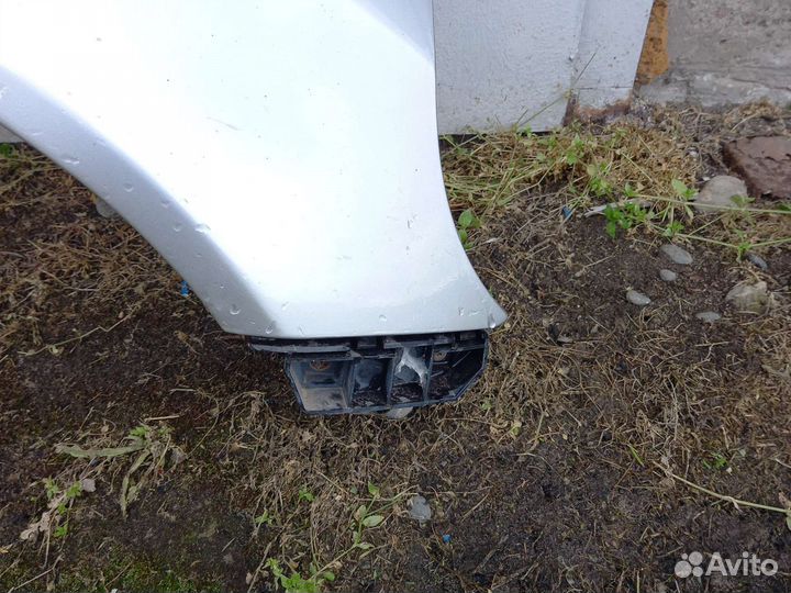 Крыло переднее правое хонда фит GD 1