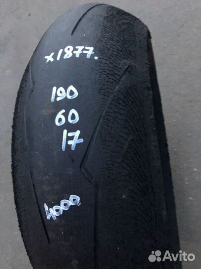 190/60 R17 pirelli diablo super corsa 1877x