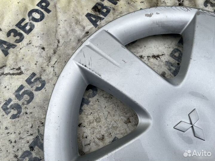 Колпак декоративный Mitsubishi Lancer 9