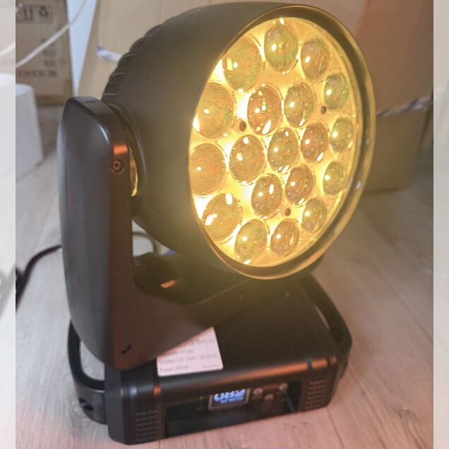 Световой прибор Moving Head RH-FY19A