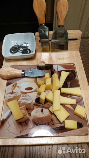 Сыр швейцария