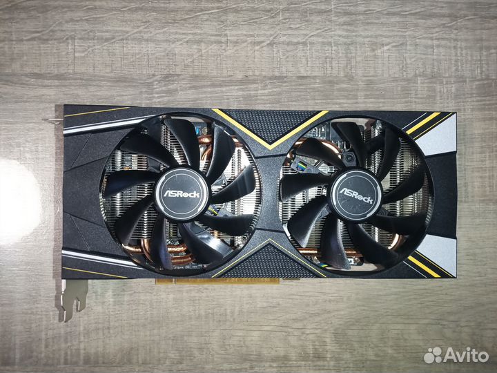 Отличная ASRock Challenger D RX 5600 XT OC 6Gb