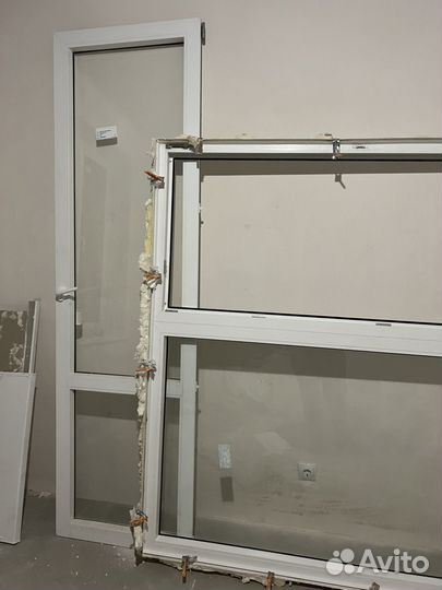 Балконное стекло с дверью