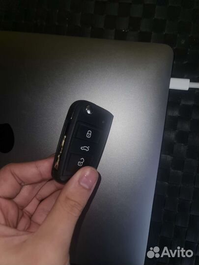 Выкидной ключ на skoda