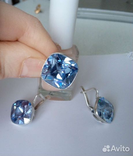 Серебряное кольцо и серьги с топазом