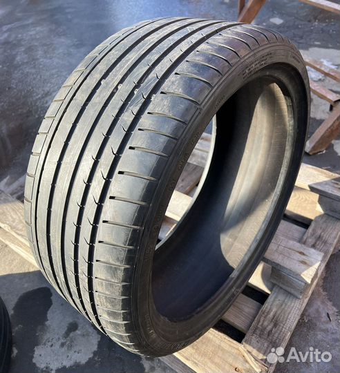 Dunlop SP Sport Maxx GT 275/30 R20