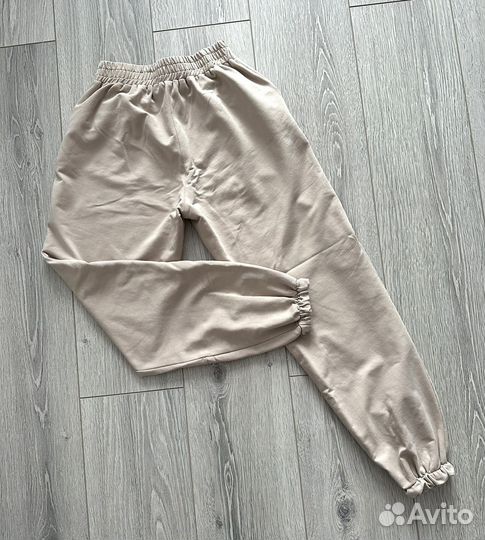 Штаны джоггеры бежевые 40-42 размер