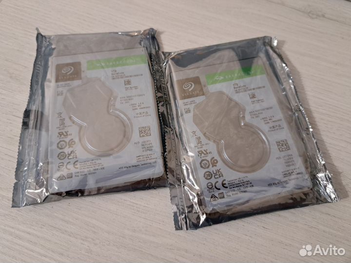 Жесткий диск Seagate barracuda 1 Тб