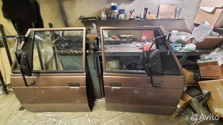 Двери передние Mitsubishi Pajero 1