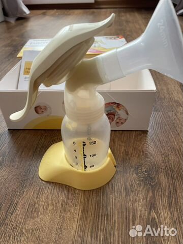 Молокоотсос medela ручной