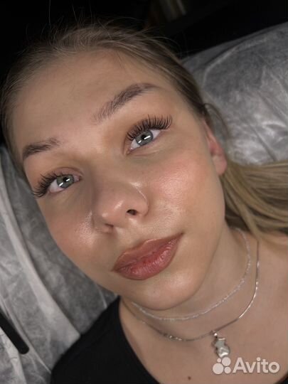 Наращивание ресниц на дому (модель)