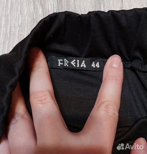 Юбка-карандаш. Новая