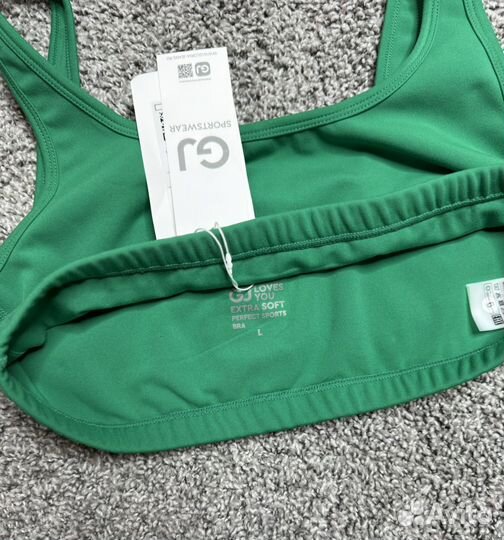 Спортивный топ