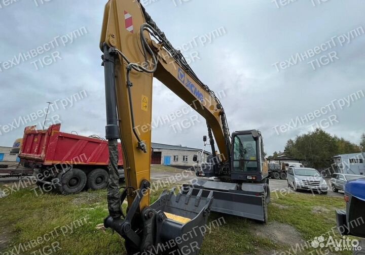 Колёсный экскаватор XCMG XE210WD, 2023