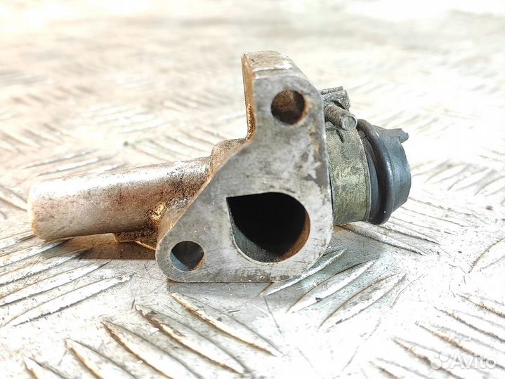 Трубка картерных газов E 124