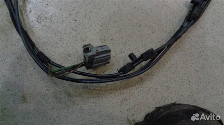 Проводка двери багажника Land Rover Discovery 3 2