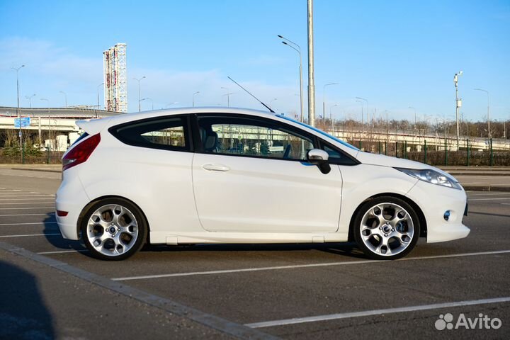Ford Fiesta 1.6 МТ, 2012, 263 500 км