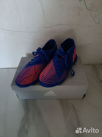 Футзалки (бутсы)детские adidas predator 32р