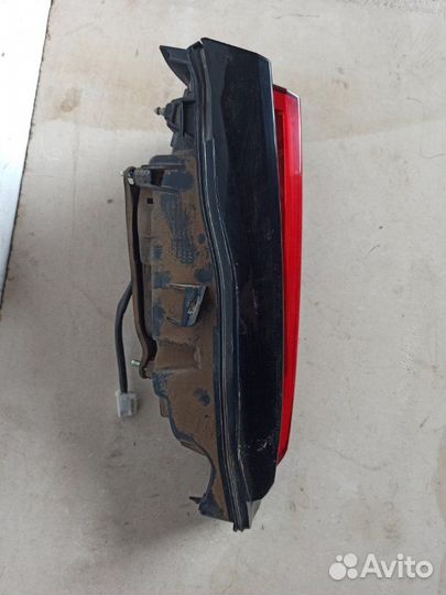 Фонарь задний внутренний правый Lexus Nx300 8arfts