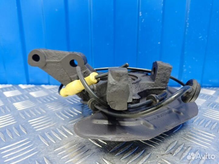 Кулак передний левый Fiat Albea 1 1.4 350A1000