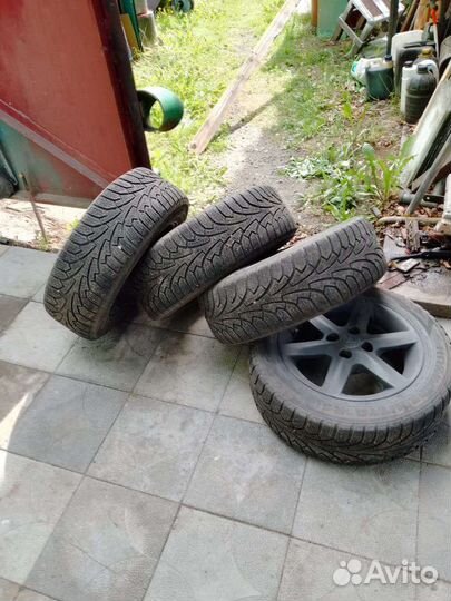 Продам колеса с дисками