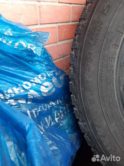 Nokian Tyres Hakkapeliitta 5 225/65 R17