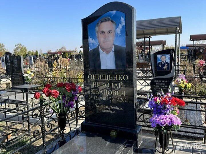 Военные Памятники из гранита на могилу