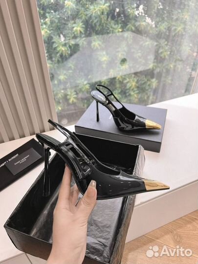 Туфли Yves Saint Laurent