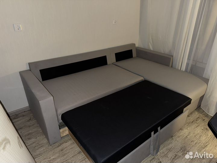 Угловой диван 221х153х85