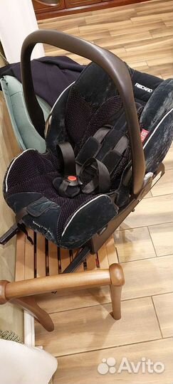 Детское автолюлька Recaro с базой isofix