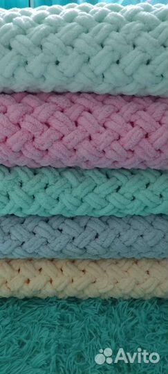 Плед детский вязаный ручная работа