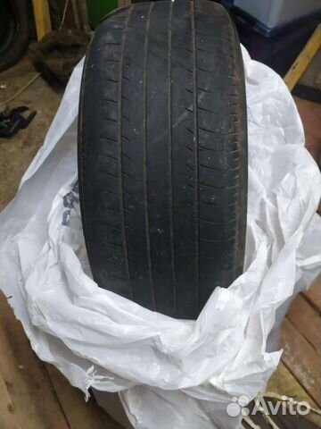 Yokohama dB Decibel E70B 215/55 R17 93V