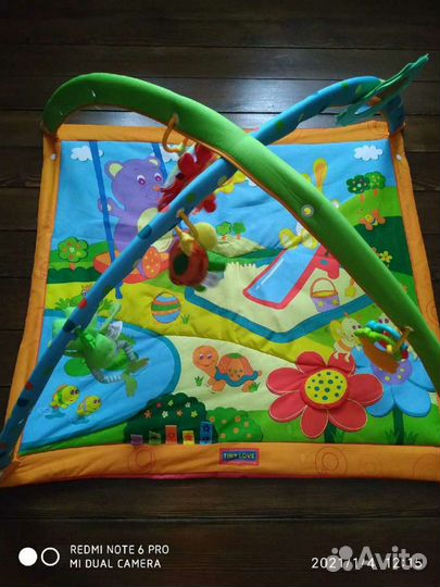 Развивающий коврик tiny love