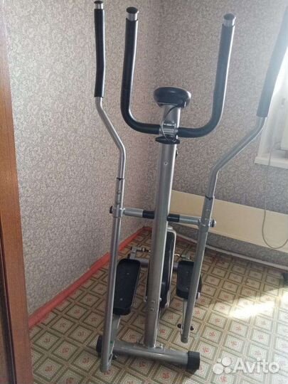 Эллиптический тренажер