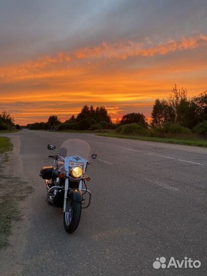 Продам мотоцикл Kawasaki Vulcan VN900B