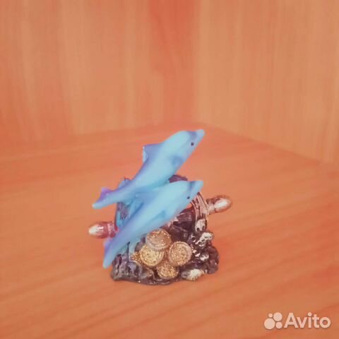Фигурка Дельфины