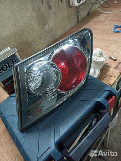 Mazda 6 gg фара правая в крышку багажника