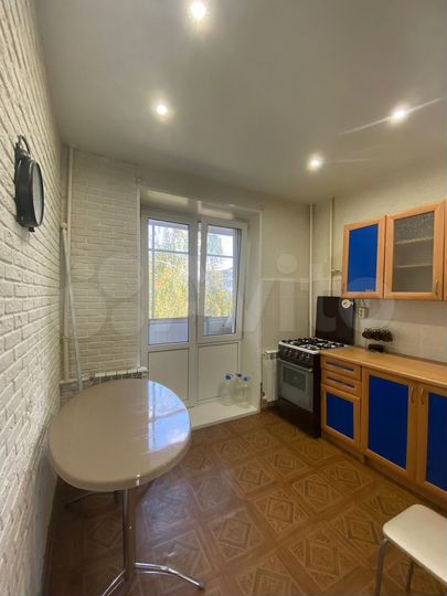 2-к. квартира, 49 м², 3/5 эт.