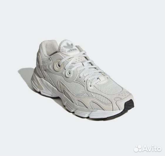 Кроссовки adidas новые