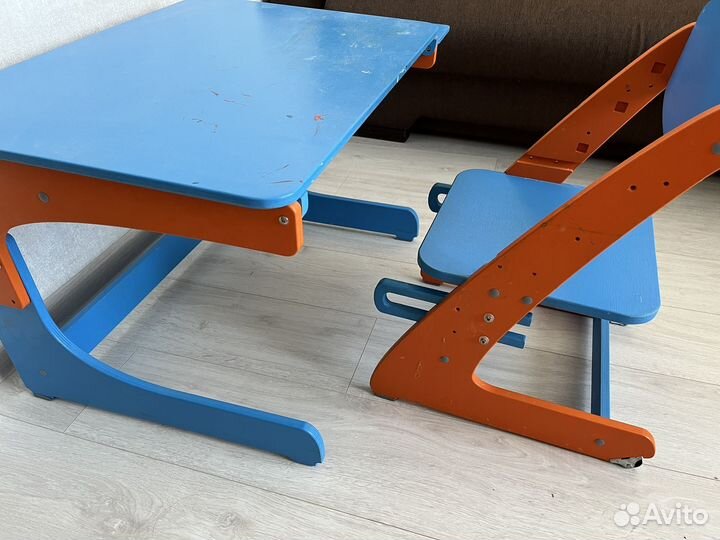 Детский стол и стульчик