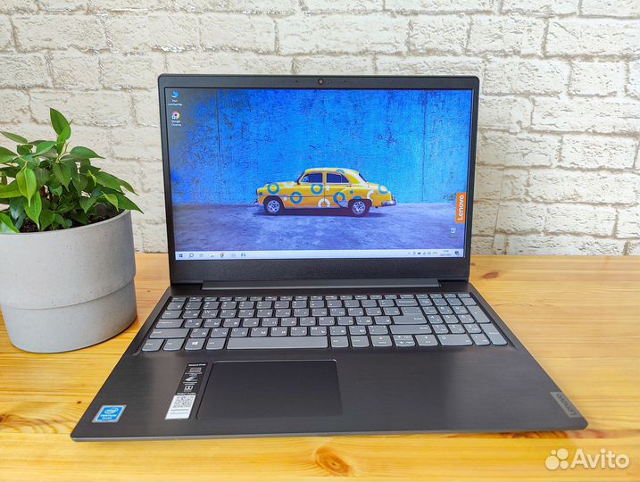 Современны и быстрый Lenovo