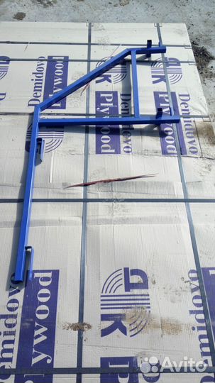 Кронштейн подмостей для опалубки