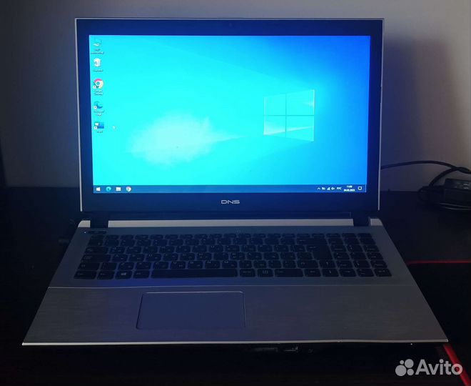 Ноутбук ssd/8gb озу для работы и видео