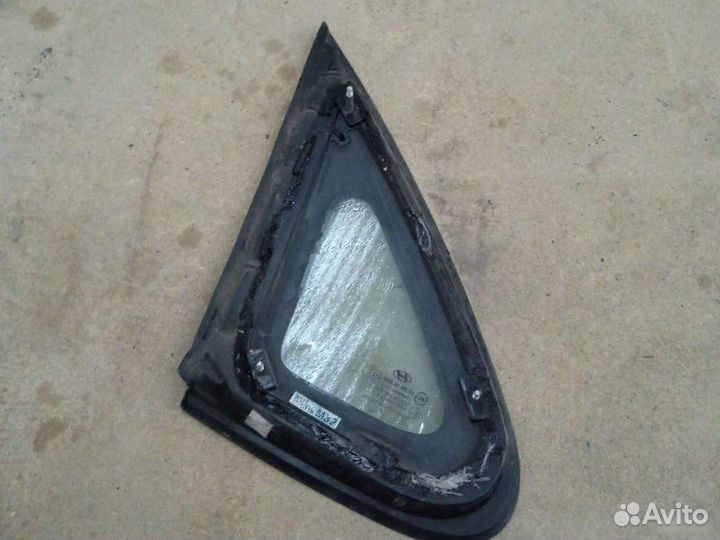 Стекло глухое для заднее правое Hyundai Elantra HD