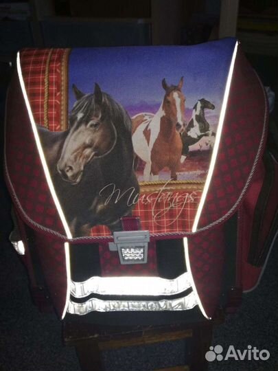 Рюкзак школьный