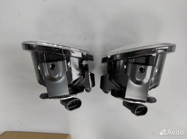 Infiniti FX35/45 2002-2006 левая птф 1шт