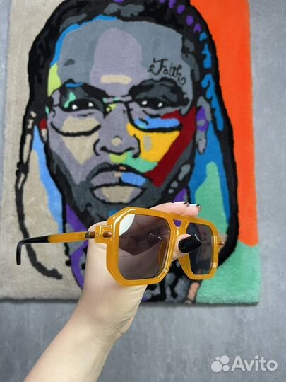 Солнцезащитные очки