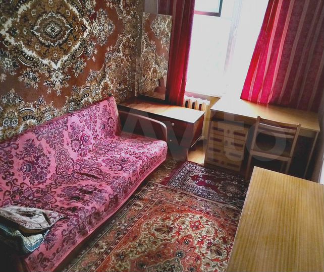 Комната 14 м² в 4-к., 3/9 эт.