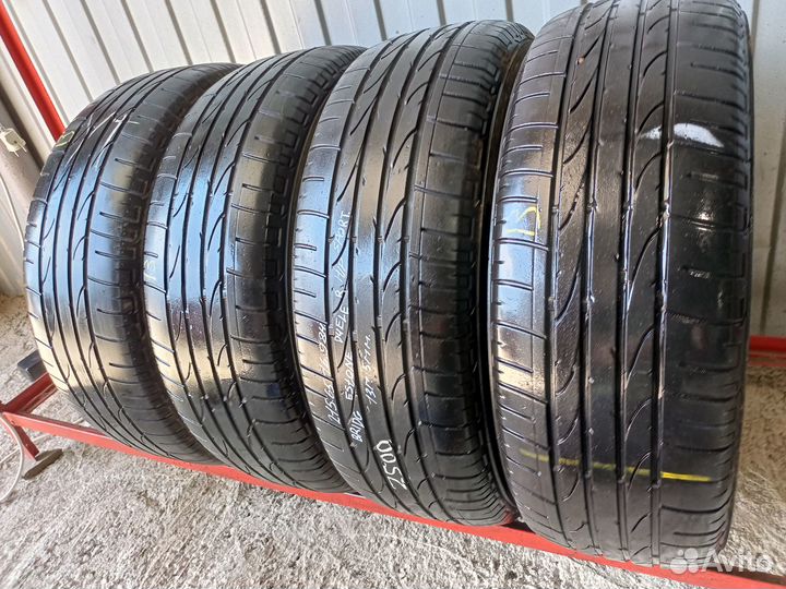 Bridgestone Dueler H/P Sport 215/65 R16